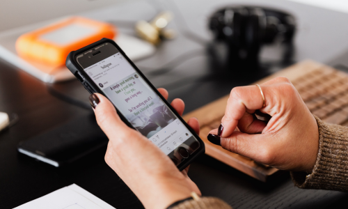 Permenkomdigi 7/2026 Ubah Tata Kelola Nomor HP, Pakar Soroti Peluang dan Tantangan